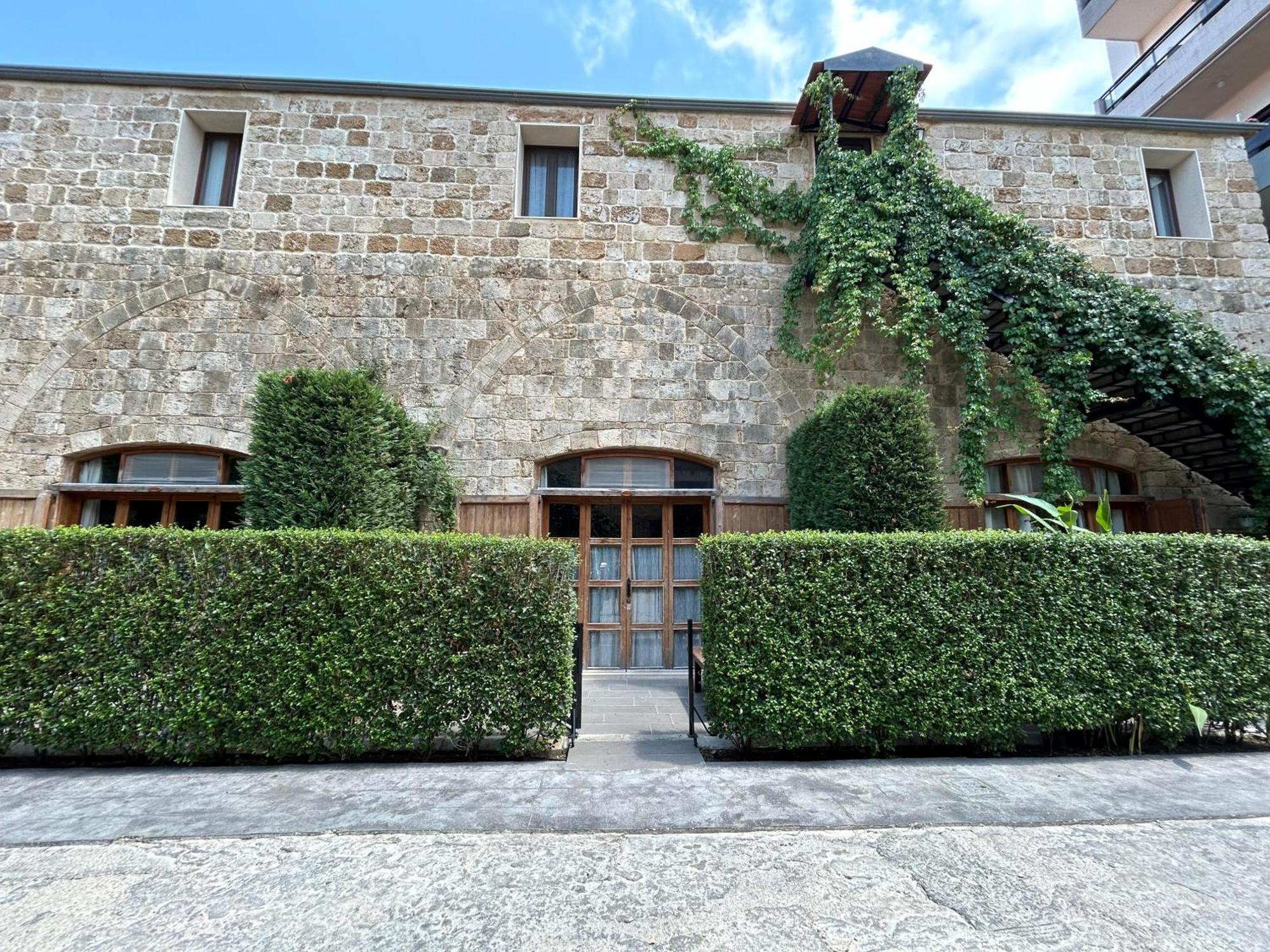 Old Town Guesthouses Batroûn Exterior foto
